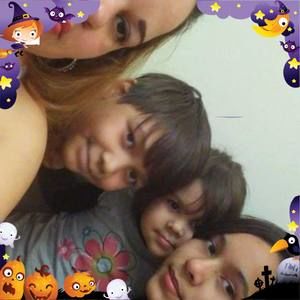 Meet your Posher, Esmeralda